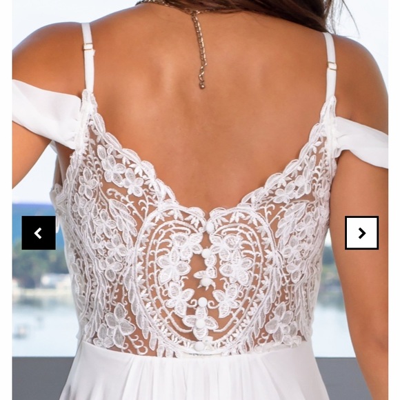 COPY - Long White Gown - Picture 1 of 3